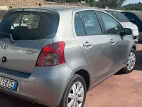 Usata Toyota Yaris 87 CV (63 kW) 2008 Grigio Utilitaria