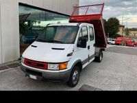 Usata Iveco Daily 125 CV (91 kW) 2002 Bianco