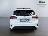Begagnad Ford Focus 155 HK (114 kW) 2023 Vit Sedan