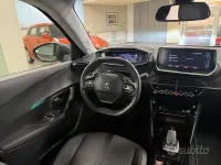 Usata Peugeot 2008 GT 131 CV (96 kW) 2022 Nero SUV