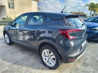Usata Renault Captur Equilibre 101 CV (74 kW) 2022 Grigio SUV