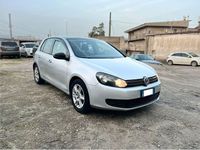 Usata VW Golf VI Highline 105 CV (77 kW) 2011 Argento Utilitaria