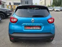 Usata Renault Captur PE 90 CV (66 kW) 2015 Blu SUV