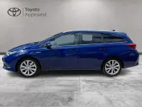 Usata Toyota Auris Hybrid Lounge 2017 Blu Station wagon
