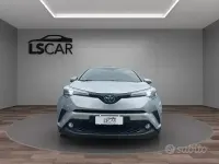 Begagnad Toyota C-HR Active 116 HK (85 kW) 2018 Grå SUV
