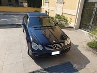 Usata Mercedes CLK200 163 CV (119 kW) 2003 Blu Cabrio