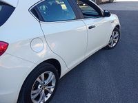 Usata Alfa Romeo Giulietta 105 CV (77 kW) 2011 Bianco Berlina