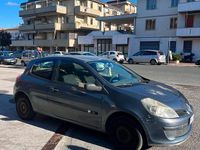 Usata Renault Clio II 70 CV (51 kW) 2007 Grigio Utilitaria