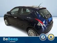 Usata Lancia Ypsilon Gold 69 CV (50 kW) 2016 Blu metallizzato Utilitaria