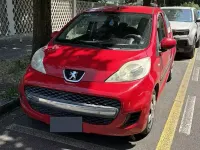 Usata Peugeot 107 68 CV (50 kW) 2009 Rosso Utilitaria