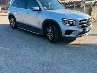 Usata Mercedes GLB180 136 CV (100 kW) 2022 Grigio SUV