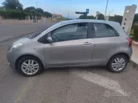 Usata Toyota Yaris 65 CV (47 kW) 2008 Grigio Utilitaria