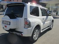 usata Mitsubishi Pajero EURO 6 + IVA !!! 3.2 DI-D 16V aut. Instyle