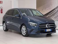 Usata Mercedes B180 116 CV (85 kW) 2020 Blu/azzurro Monovolume