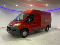 Usado Citroën Jumper 131 CV (96 kW) 2015 Rojo Monovolumen
