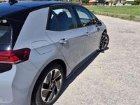 Usata VW ID.3 Active 69 kW (95 CV) 2023 Grigio Utilitaria