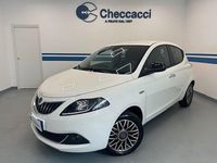 Usata Lancia Ypsilon Gold 69 CV (50 kW) 2024 Bianco Utilitaria