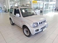 Usata Suzuki Jimny 86 CV (63 kW) 2011 Argento SUV