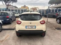 Usata Renault Captur Intens 90 CV (66 kW) 2016 Beige SUV