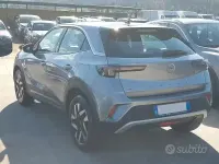 Usata Opel Mokka Elegance 110 CV (80 kW) 2023 Grigio SUV