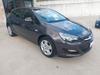 Usata Opel Astra 110 CV (80 kW) 2014 Grigio Berlina
