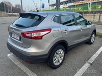 Usata Nissan Qashqai Visia 116 CV (85 kW) 2015 Grigio SUV