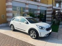 Usata Kia Niro Style 105 CV (77 kW) 2019 Bianco SUV