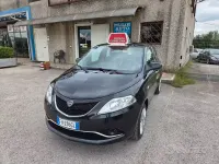 Usata Lancia Ypsilon Gold 69 CV (50 kW) 2017 Nero Utilitaria