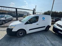 Usata Citroën Berlingo 75 CV (55 kW) 2016 Bianco Monovolume