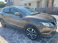 Usata Nissan Qashqai 131 CV (96 kW) 2014 Marrone SUV