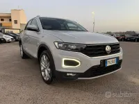 Usata VW T-Roc 150 CV (110 kW) 2018 Grigio SUV