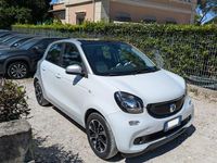 Usata Smart ForFour Passion 71 CV (52 kW) 2015 Bianco(met.) Utilitaria
