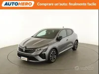 Usata Renault Clio V Techno 90 CV (66 kW) 2025 Grigio Berlina