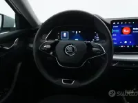 Gebraucht Skoda Octavia Selection 150 PS (110 kW) 2024 Weiß Kombi
