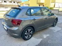 Używany VW Polo Sport 95 KM (69 kW) 2021 Szary Hatchback