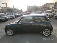 Usata Mini Cooper 116 CV (85 kW) 2006 Verde Utilitaria