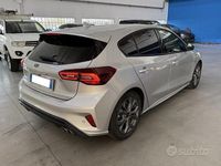 Usata Ford Focus ST-Line 116 CV (85 kW) 2024 Argento metallizzato Berlina