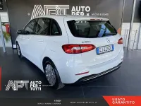 Usata Mercedes B180 Business 116 CV (85 kW) 2022 Bianco Utilitaria