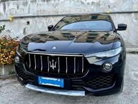 Usata Maserati Levante 275 CV (202 kW) 2016 Nero SUV