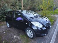 Usata Toyota Yaris Sol 69 CV (50 kW) 2006 Nero Berlina