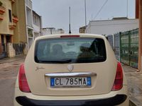 Usata Lancia Ypsilon 2004 Bianco Utilitaria