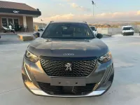 Usata Peugeot 2008 Allure 102 CV (75 kW) 2022 Grigio SUV