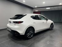 Usata Mazda 3 116 CV (85 kW) 2022 Bianco Berlina