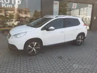Usata Peugeot 2008 S 120 CV (88 kW) 2016 Bianco SUV