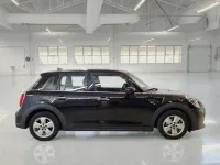 Usata Mini Cooper 136 CV (100 kW) 2022 Nero Utilitaria