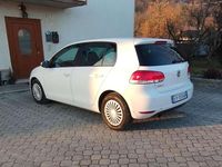 Usata VW Golf VI Comfortline 105 CV (77 kW) 2011 Bianco Utilitaria