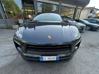 Usata Porsche Macan Sport 265 CV (194 kW) 2022 Grigio vulcano metallizzato SUV