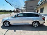 Usata Skoda Superb 150 CV (110 kW) 2022 Argento Station wagon