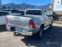 Usata Toyota HiLux 150 CV (110 kW) 2017 Grigio Pick-up