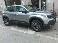 Nuova Jeep Avenger Longitude 101 CV (74 kW) 2026 Grigio SUV